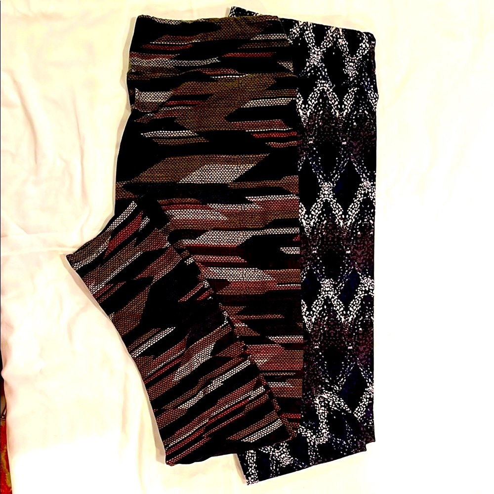 Two pairs of geometric patterned LuLaRoe TC leggings
